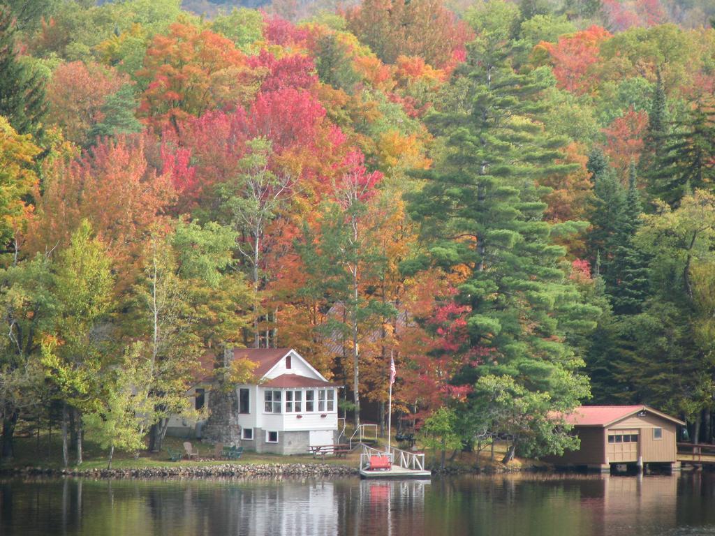Pine Knoll Hotel Lakeside Lodge & Cabin Old Forge Phòng bức ảnh