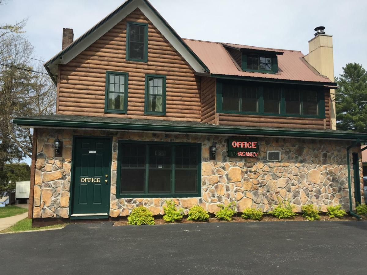 Pine Knoll Hotel Lakeside Lodge & Cabin Old Forge Ngoại thất bức ảnh