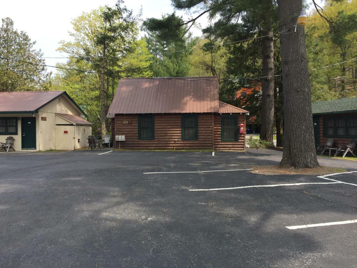 Pine Knoll Hotel Lakeside Lodge & Cabin Old Forge Ngoại thất bức ảnh